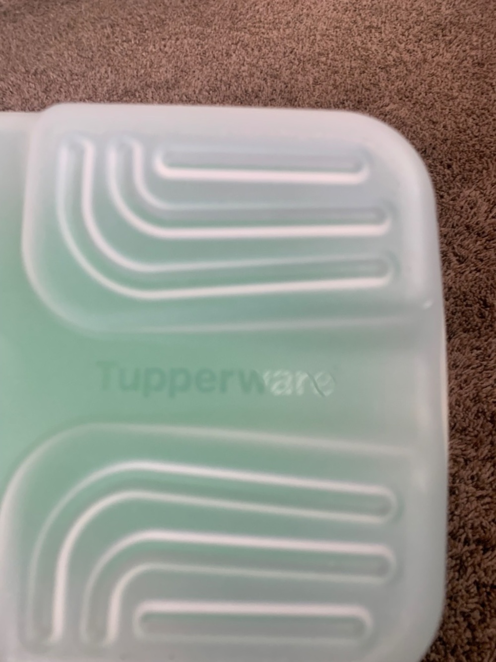 Tupperware Fridgesmart 4.4L Storage Food Prep Container Clear w/Green Lid - Picture 4 of 9